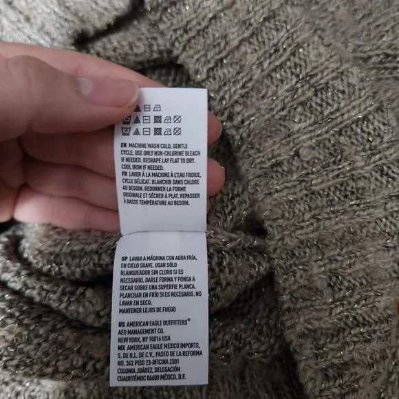 American Eagle Tunic Sweater Womens Beige Deep V Neck Knit Cottagecore Y2K New - Picture 12 of 15